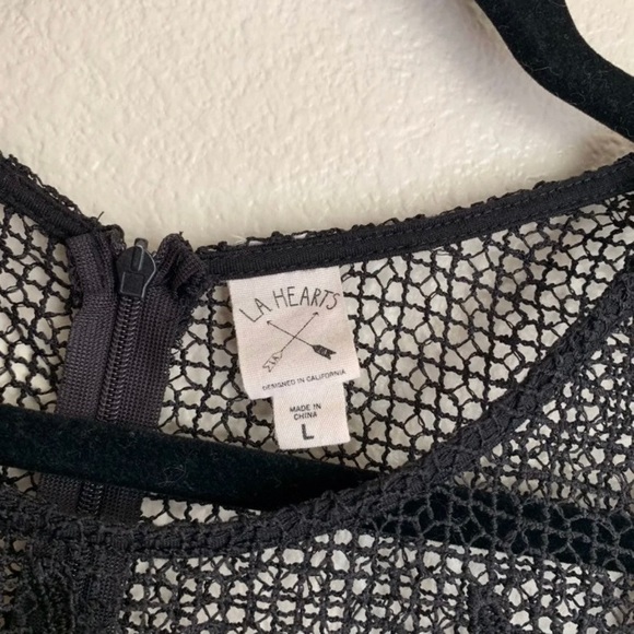 LA Hearts Lace Crop Top - Picture 2 of 5